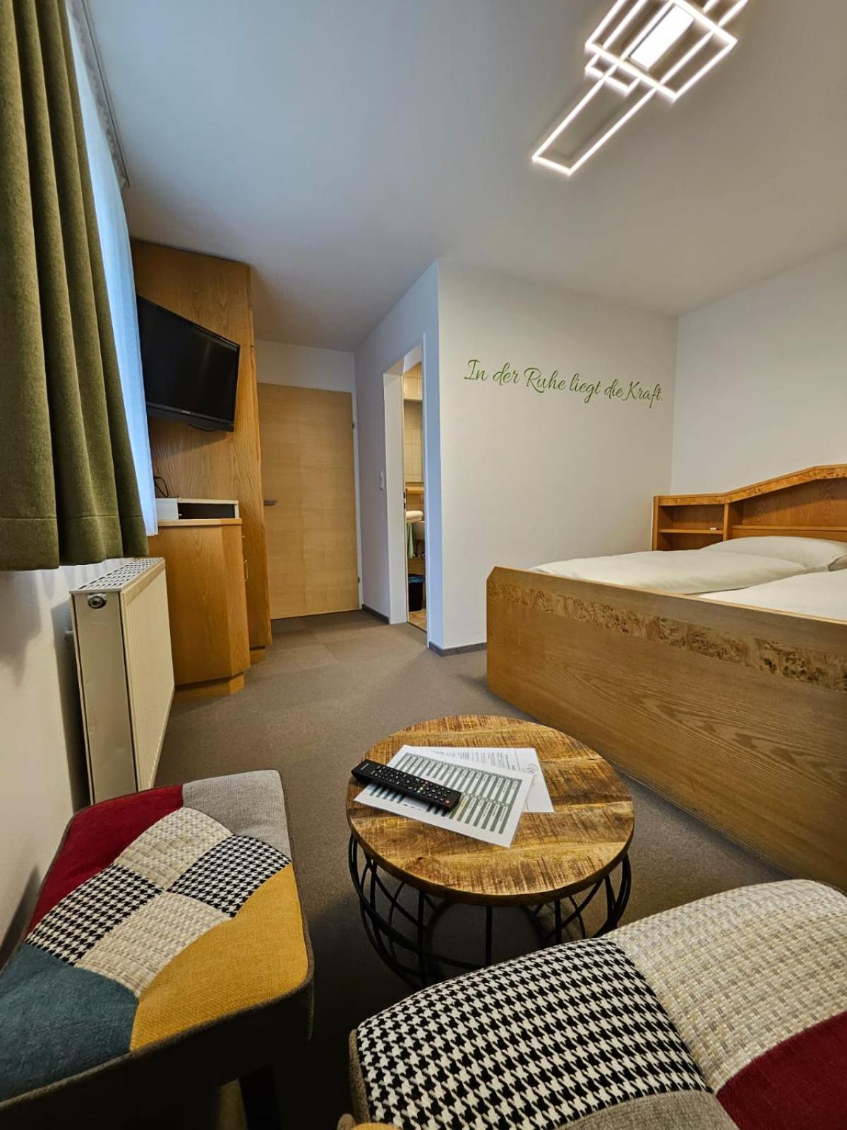 Genussgasthof Willenshofer Sankt Kathrein am Hauenstein Quarto foto