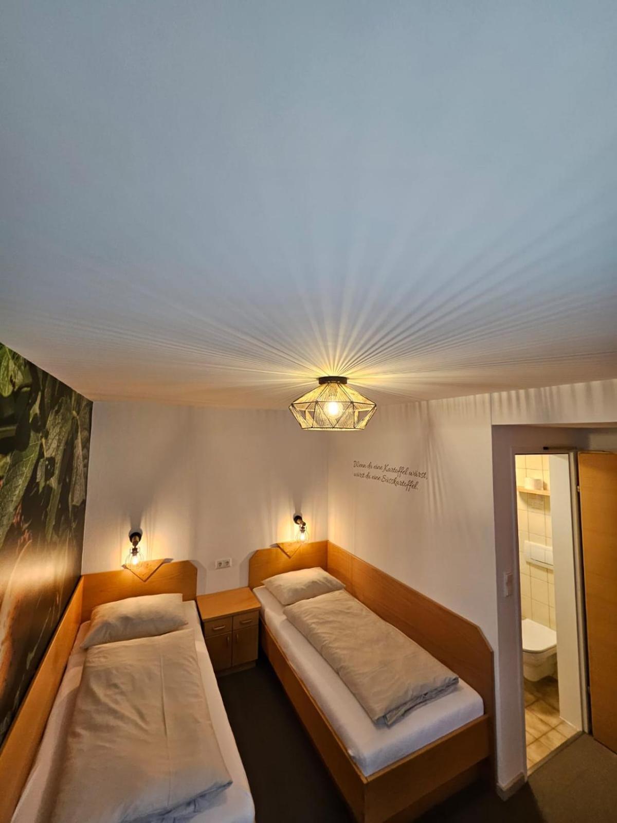 Genussgasthof Willenshofer Sankt Kathrein am Hauenstein Quarto foto